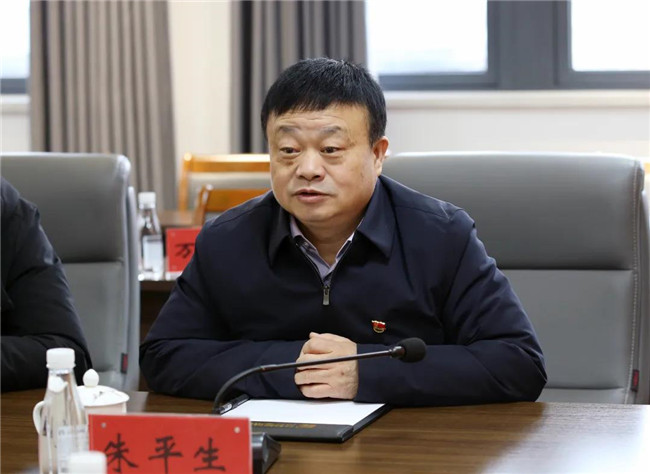 市國資委黨委書記、主任朱平生帶隊走訪慰問城投集團