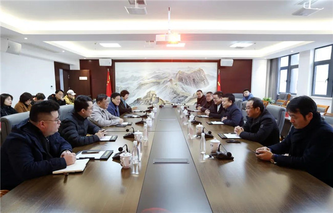 市國資委黨委書記、主任朱平生帶隊走訪慰問城投集團